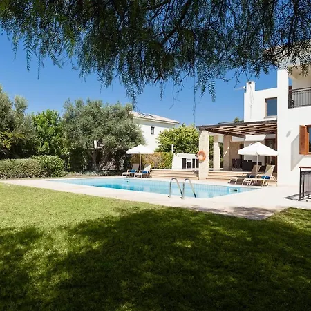 Villa Aphrodite Hills Superior Villas Superior 0086 Air Conditioning 3 Bedrooms *
